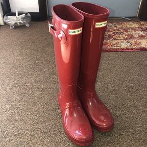 Hunter Red Glossy Tall Boots